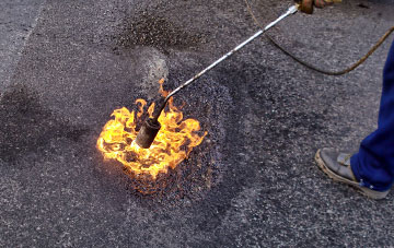 Compton Beauchamp flat roofing repairs